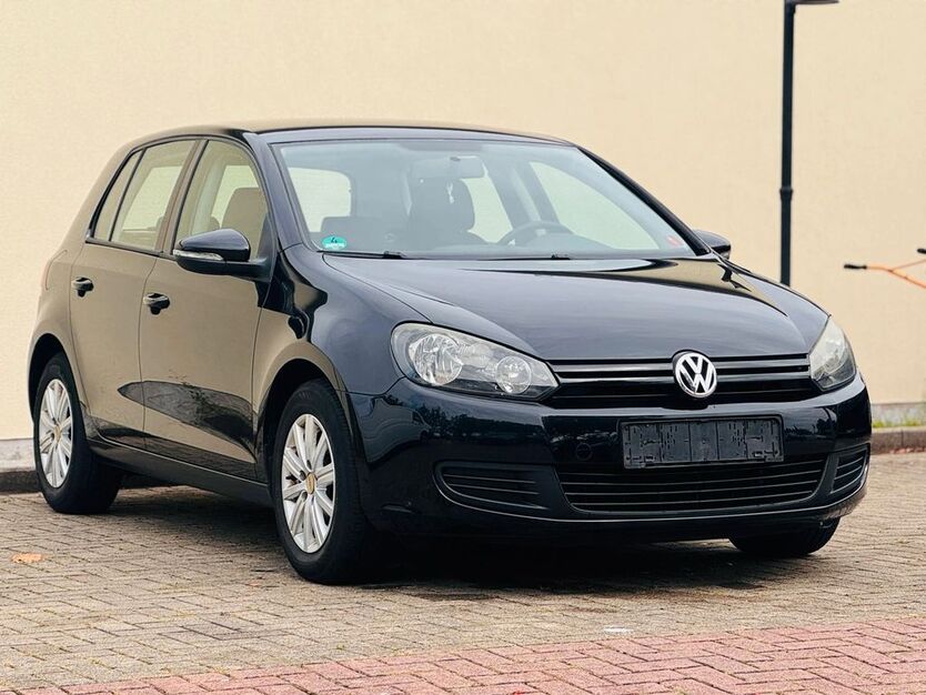 VW Golf 177.000 km 4.799 € Au am Rhein 76474