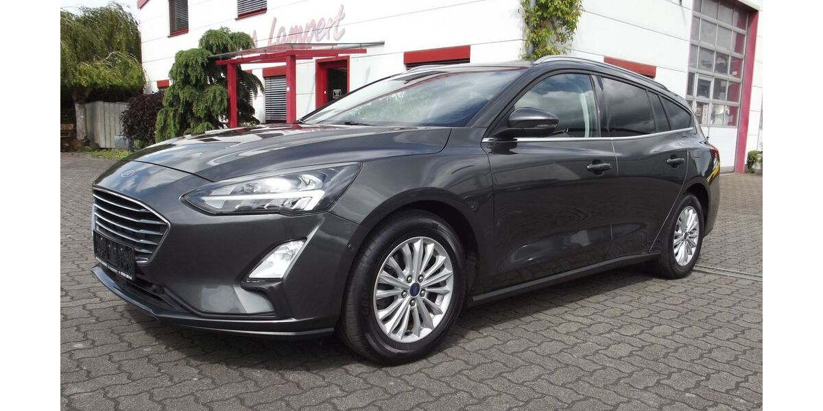 Ford Focus 58.000 km 14.999 &euro; Bruchsal 76646