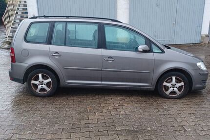 VW Touran 215.000 km 1.600 &euro; Ettlingen 76275