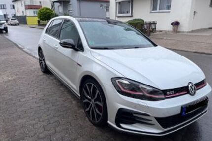 VW Golf 76.000 km 19.900 &euro; Bruchsal 76646