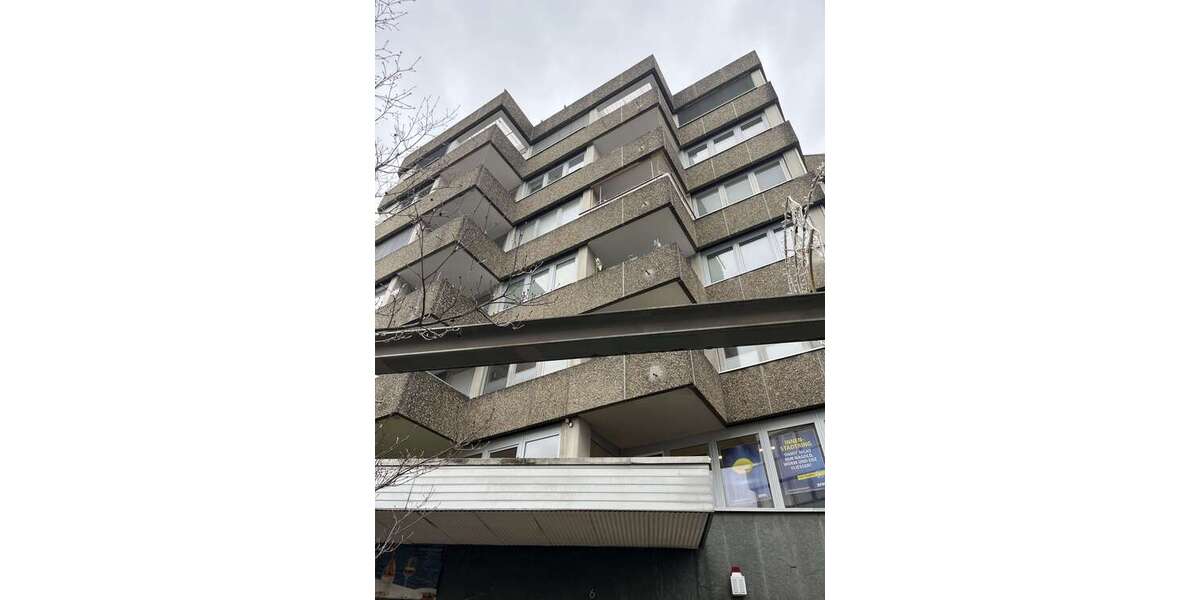 Etagenwohnung Pforzheim Innenstadt - 5 Zimmer, 139 m&sup2;, 1.200&euro; | Angebot:26495693