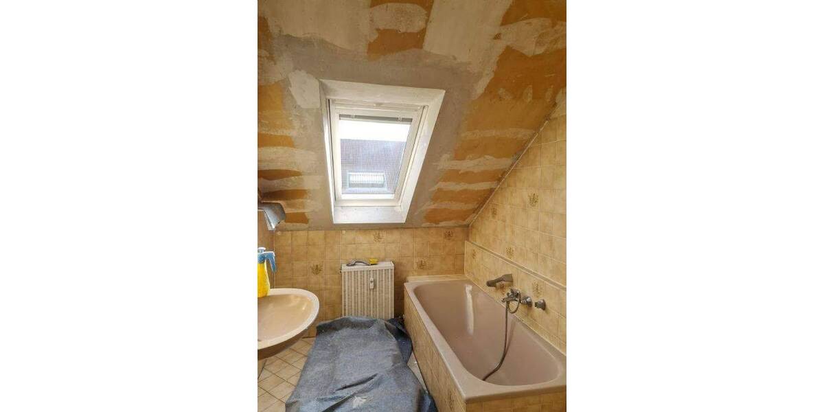 Etagenwohnung Karlsruhe Waldstadt - 2 Zimmer, 71 m&sup2;, 790&euro; | Angebot:26875253