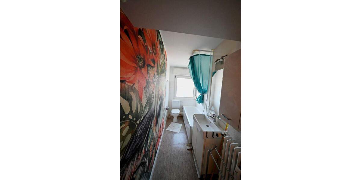 Etagenwohnung Karlsruhe Innenstadt-West - 2 Zimmer, 61 m&sup2;, 195.000&euro; | Angebot:25602618