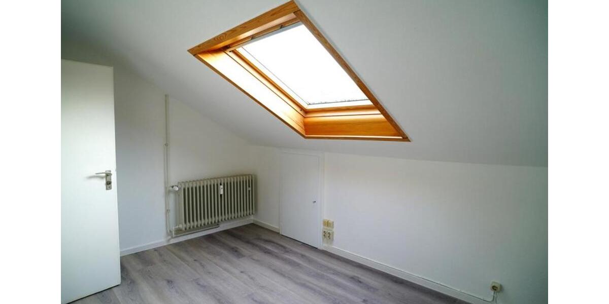 Etagenwohnung Pforzheim Büchenbronn - 4 Zimmer, 102 m&sup2;, 1.380&euro; | Angebot:24816565