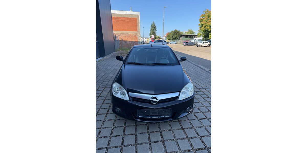 Opel Tigra 97.000 km 2.190 &euro; Rastatt 76437