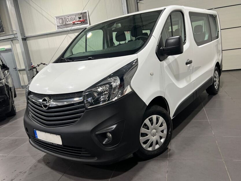 Opel Vivaro 157.000 km 17.495 € Bretten 75015