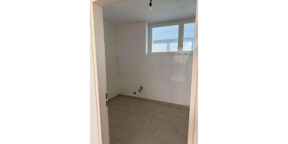 Etagenwohnung Karlsruhe Wettersbach - 3 Zimmer, 92 m&sup2;, 1.050&euro; | Angebot:25182170