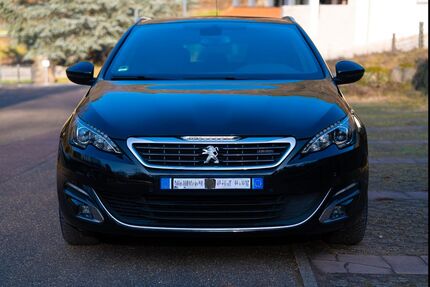 Peugeot 308 119.000 km 14.499 &euro; Gernsbach 76593