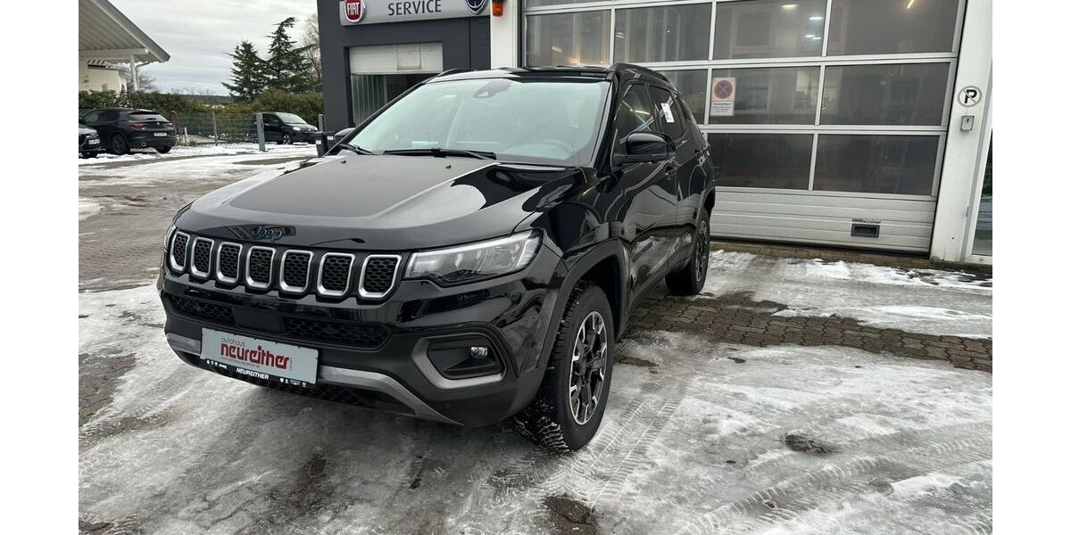 Jeep Compass 17.500 km 33.790 &euro; Karlsruhe 76185