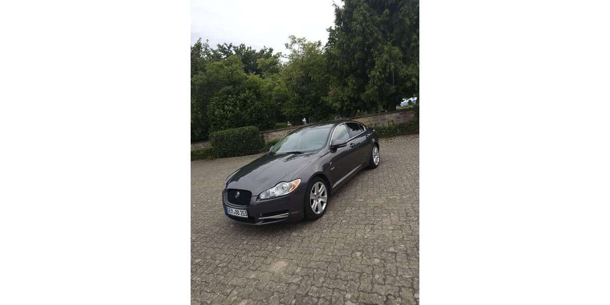 Jaguar XF 153.865 km 7.899 &euro; Zeiskam 67378