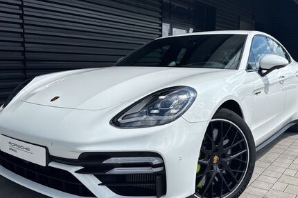 Porsche Panamera 82.490 km 102.689 € Ettlingen 76275
