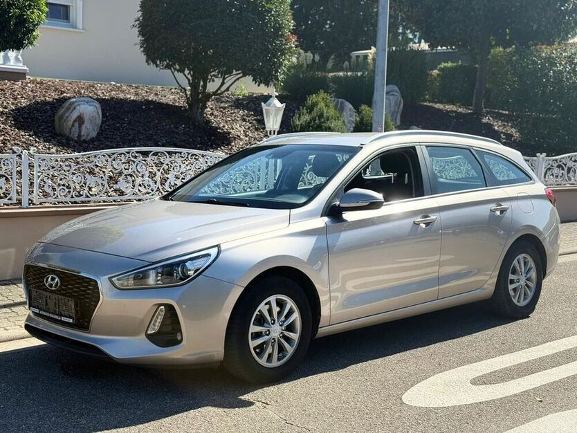 i30