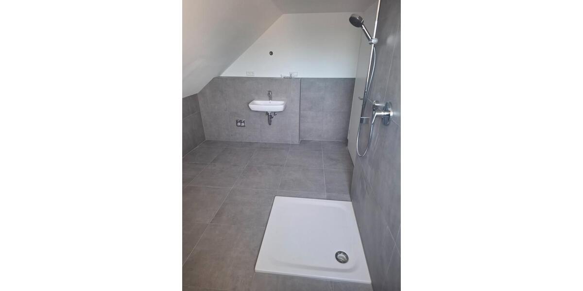 Dachgeschoßwohnung Eggenstein-Leopoldshafen Leopoldshafen - 2 Zimmer, 51 m&sup2;, 750&euro; | Angebot:26404845