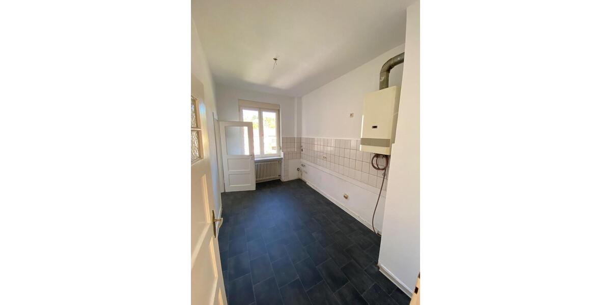 Etagenwohnung Pforzheim Weststadt - 3 Zimmer, 98 m&sup2;, 800&euro; | Angebot:25253389