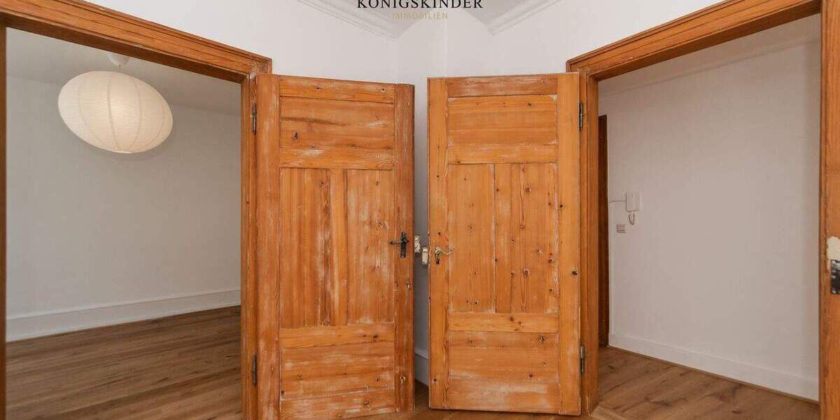 Etagenwohnung Pforzheim Südweststadt - 4 Zimmer, 111 m&sup2;, 325.000&euro; | Angebot:25676045