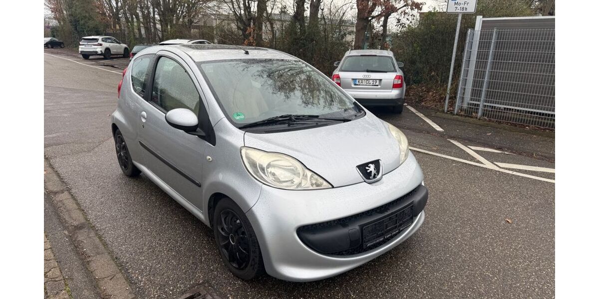Peugeot 107 134.500 km 1.999 &euro; Kronau 76709