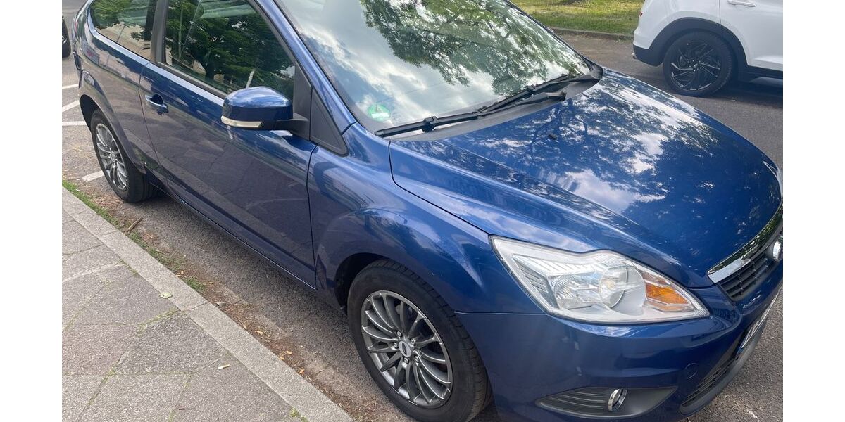 Ford Focus 180.000 km 1.700 &euro; Karlsruhe 76187