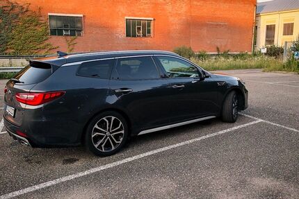 Kia Optima 90.000 km 18.500 &euro; Gaggenau 76571