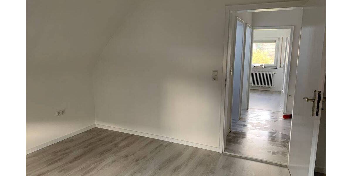 Mehrfamilienhaus, Wohnhaus Bietigheim - 6 Zimmer, 146 m&sup2;, 430.000&euro; | Angebot:26596519