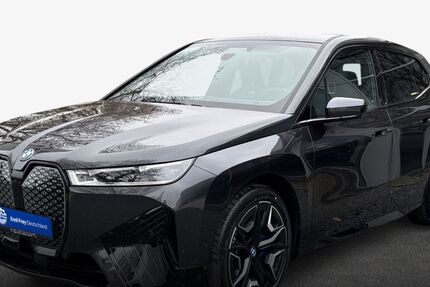 BMW iX 9.900 km 98.740 € Ettlingen 76275