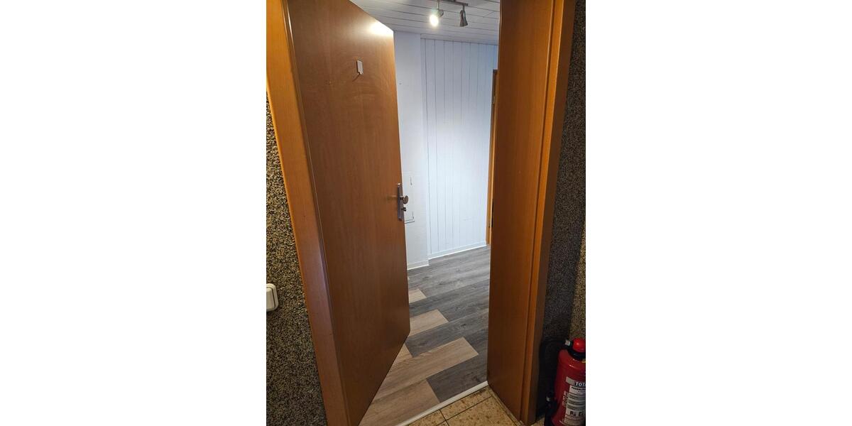 Dachgeschoßwohnung Karlsruhe Knielingen - 3 Zimmer, 65 m&sup2;, 800&euro; | Angebot:26023513