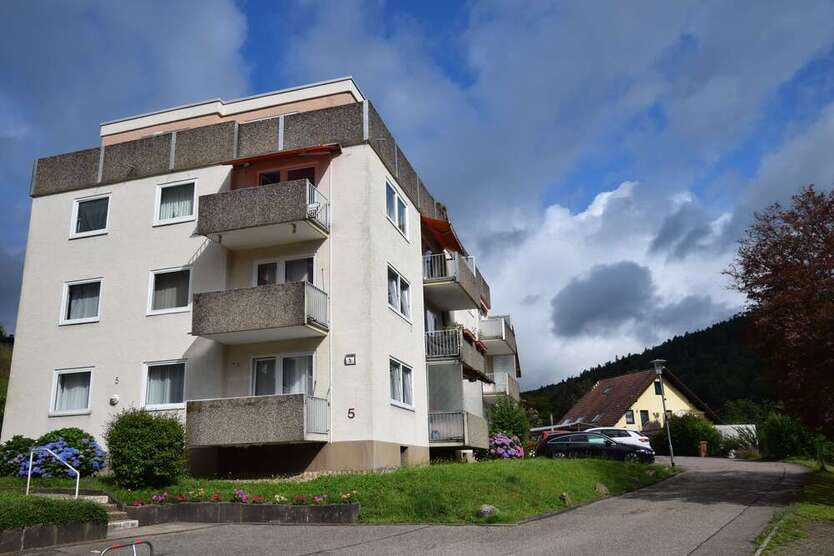 Wohnung zum Kaufen in Bad Herrenalb 159.000 € 68 m²