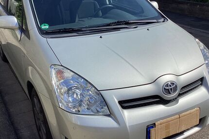 Toyota Corolla Verso 129.000 km 6.200 &euro; Landau 76829