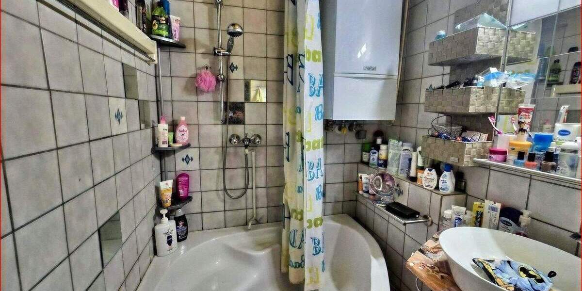 Etagenwohnung Pforzheim Oststadt - 4 Zimmer, 86 m&sup2;, 199.500&euro; | Angebot:25725639