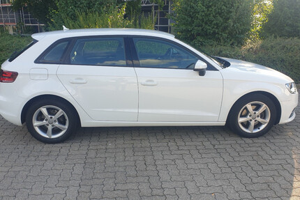 Audi A3 75.648 km 12.400 € Karlsruhe 76133