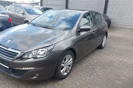 Peugeot 308 120.000 km 8.950 &euro; Eggenstein-Leopoldshafen 76344