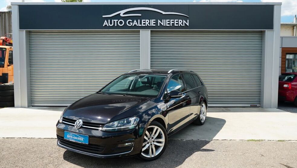VW Golf 142.900 km 14.990 € Niefern- Öschelbron 75223