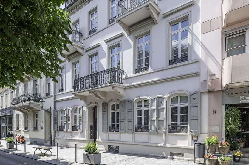 Wohnung zum Kaufen in Baden-Baden 980.000 € 159 m²