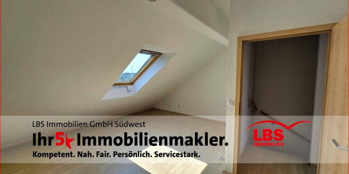 Reihenmittelhaus Pforzheim Nordstadt - 6 Zimmer, 149 m&sup2;, 495.000&euro; | Angebot:24024775