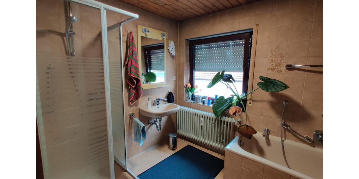 Mehrfamilienhaus, Wohnhaus Eggenstein-Leopoldshafen Leopoldshafen - 7 Zimmer, 154 m&sup2;, 650.000&euro; | Angebot:24627354