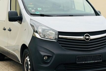 Opel Vivaro 130.000 km 6.899 € Au am Rhein 76474