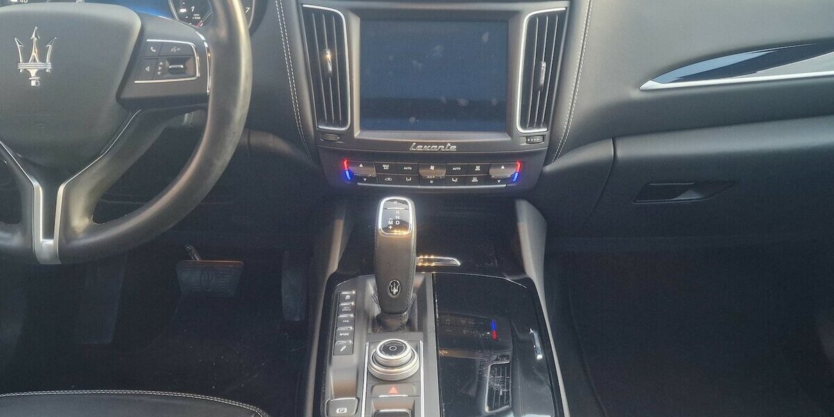 Maserati Levante Q4 Grand Lusso 46.000 km 49.998 &euro; Landau 76829