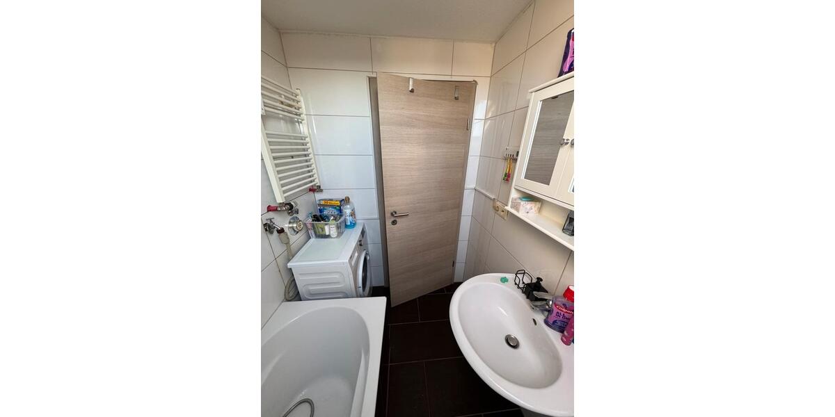 Dachgeschoßwohnung Straubenhardt - 3 Zimmer, 66 m&sup2;, 195.000&euro; | Angebot:26983742