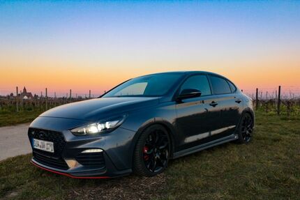 Hyundai i30 105.000 km 19.900 € Billigheim-Ingenheim 76831