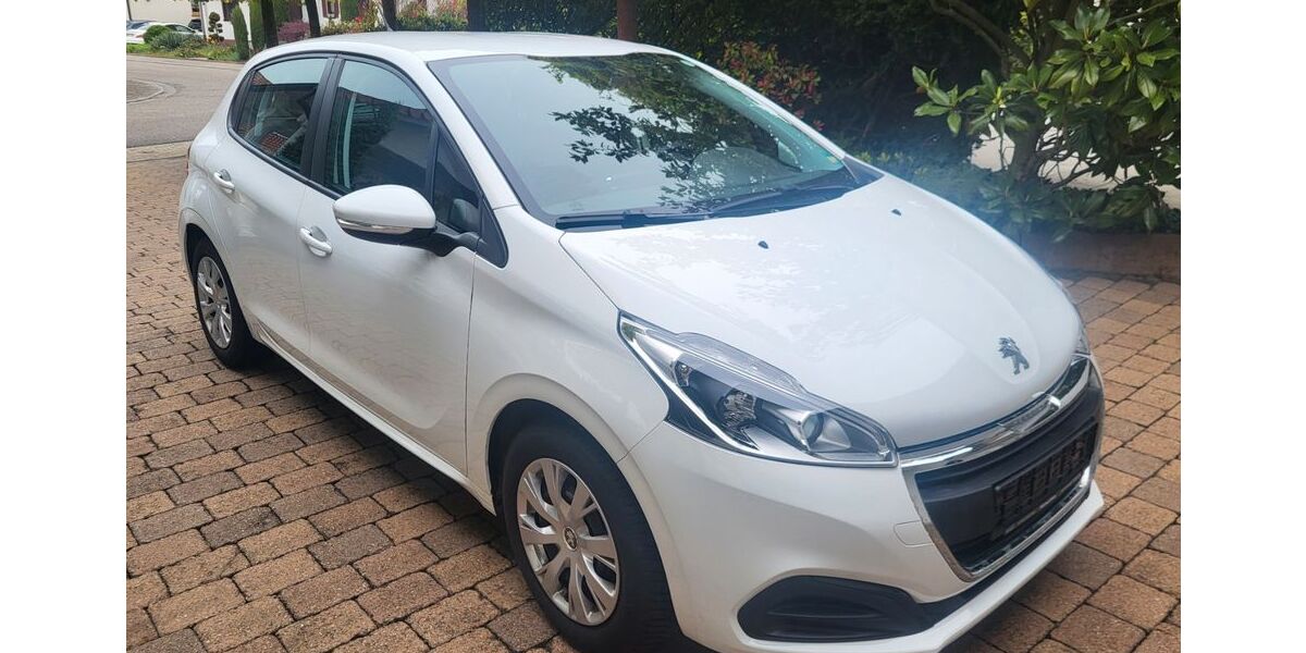 Peugeot 208 34.700 km 7.100 &euro; Bellheim 76756