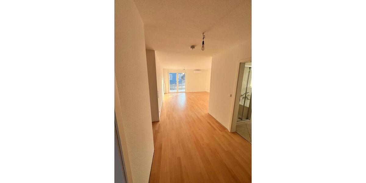 Etagenwohnung Eggenstein-Leopoldshafen Leopoldshafen - 3 Zimmer, 89 m&sup2;, 1.350&euro; | Angebot:26409393