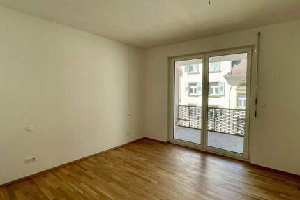 Wohnung Karlsruhe Mühlburg - 2 Zimmer, 77 m&sup2;, 1.175&euro; | Angebot:25483753