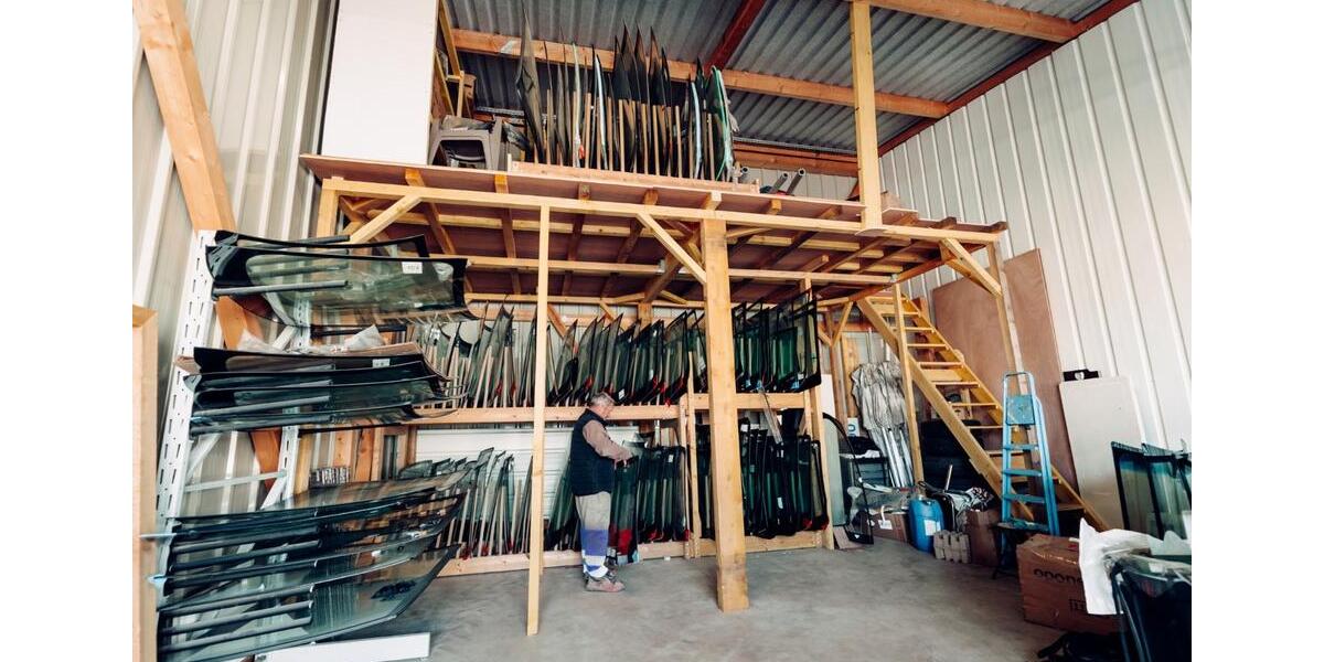 28-112m² Lager, Hallen & Lagerflächen in Knittlingen zur Miete! zimmer