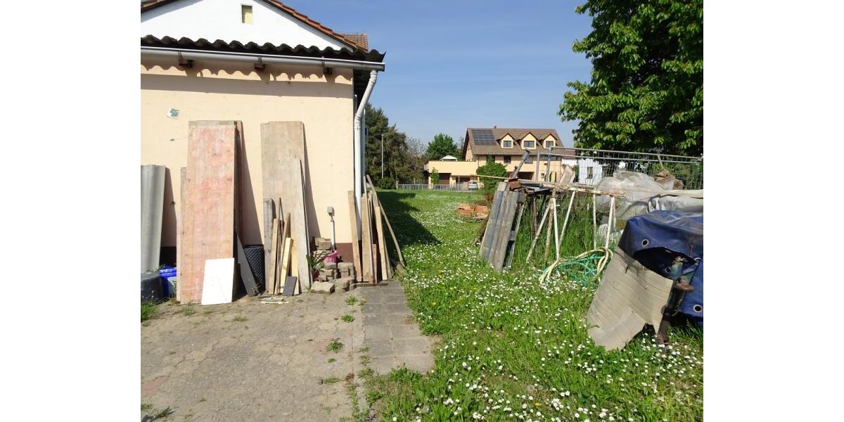 ObjNr:18697 - Gepflegtes, großes 2 Familienhaus in Rülzheim - Zweifamilienhaus Rülzheim | Angebot:21201310