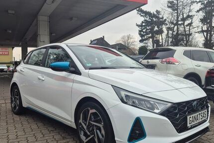 Hyundai i20 29.000 km 14.900 &euro; Neumalsch 76316