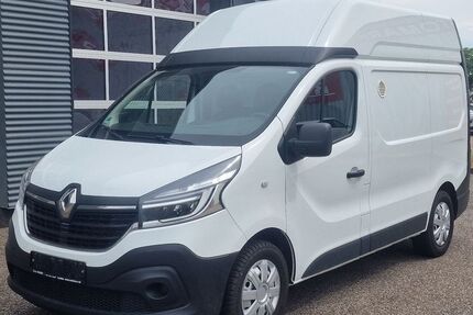 Renault Trafic 69.000 km 21.998 &euro; Landau 76829