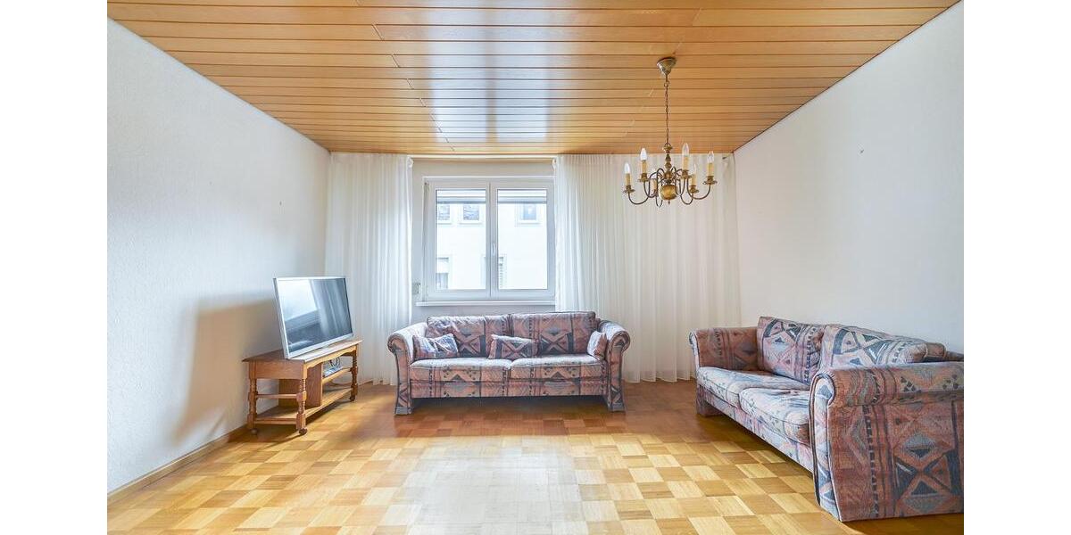 Einfamilienhaus Karlsruhe Rüppurr - 8 Zimmer, 184 m&sup2;, 650.000&euro; | Angebot:27132353