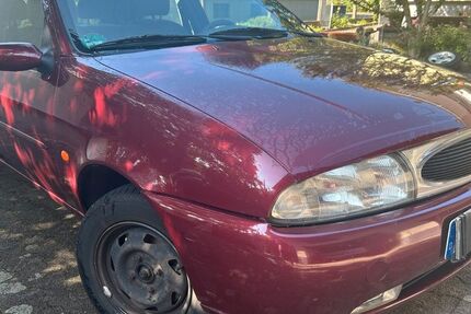Ford Fiesta 168.000 km 750 € Steinmauern 76479