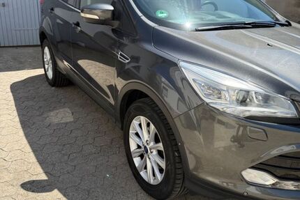 Ford Kuga 113.500 km 11.700 &euro; Gondelsheim 75053