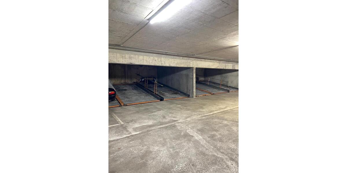 Garagen / Stellplätze Karlsruhe Südstadt - 60&euro; | Angebot:25410966