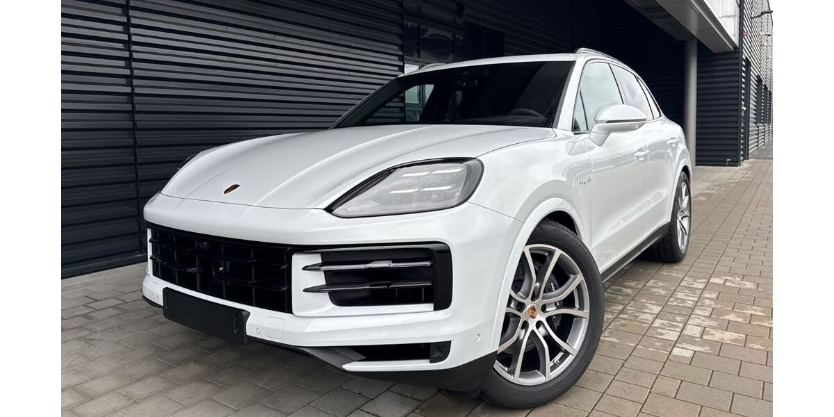 Porsche Cayenne 9.900 km 120.189 € Ettlingen 76275